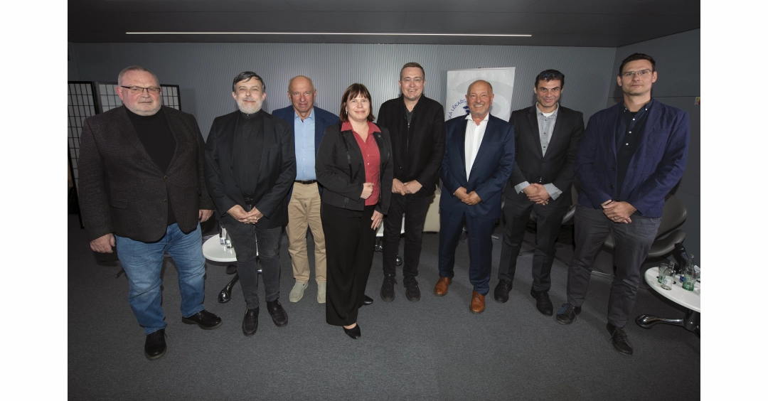 23.9.2025 - L. SETKÁNÍ CLUBU JEP Zvítězí buňky nad umělou inteligencí?